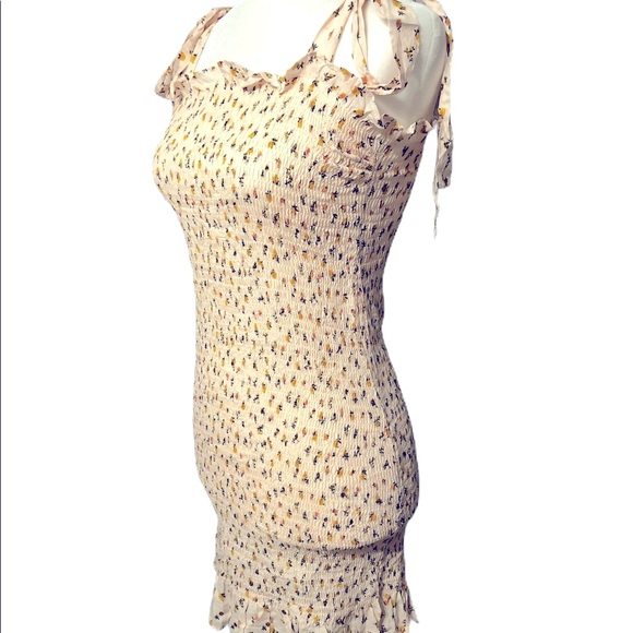 Free People Ivory Combo Floral Mini Dress Smocked Design Size M - Picture 9 of 13